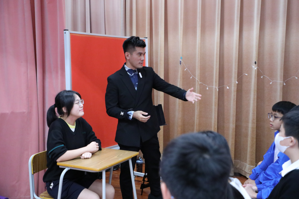 張沛松紀念中學