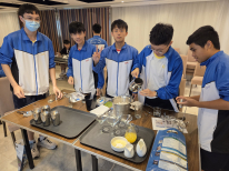 張沛松紀念中學
