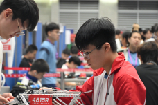 張沛松紀念中學