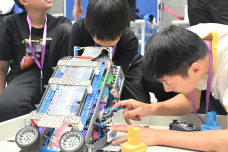 張沛松紀念中學