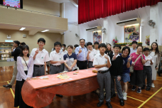 張沛松紀念中學