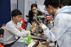 張沛松紀念中學