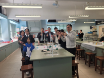 張沛松紀念中學