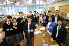 張沛松紀念中學