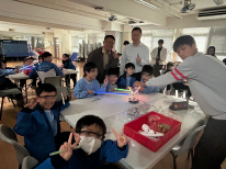 張沛松紀念中學