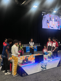 張沛松紀念中學